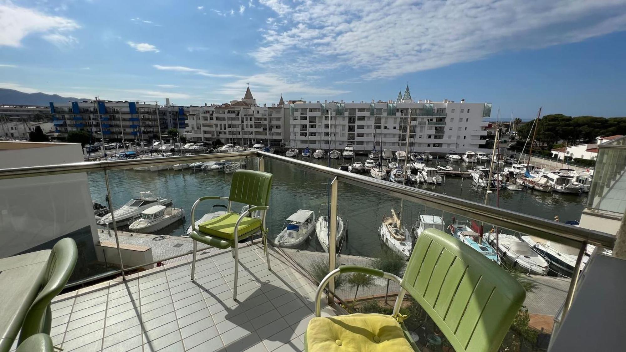 Precioso Piso Con Vista Al Canal Y Piscina En Roses Av-69 Eksteriør billede